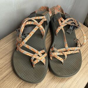 Chaco Women's Sandals with Gray Footbed and Orange Patterned Straps size 10